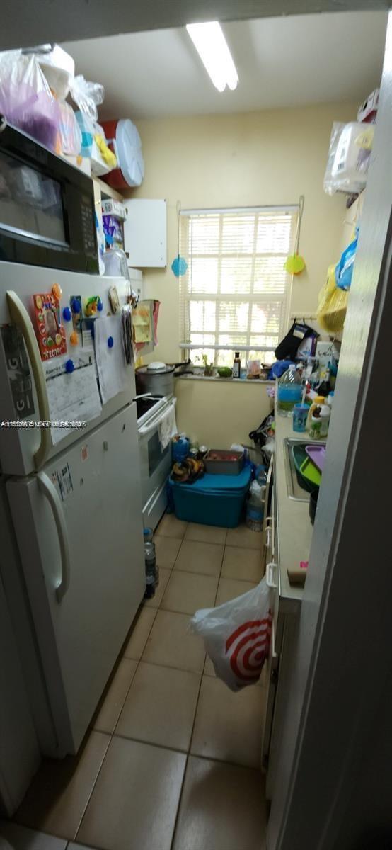 251 NW 34th Ter Miami, FL 33127