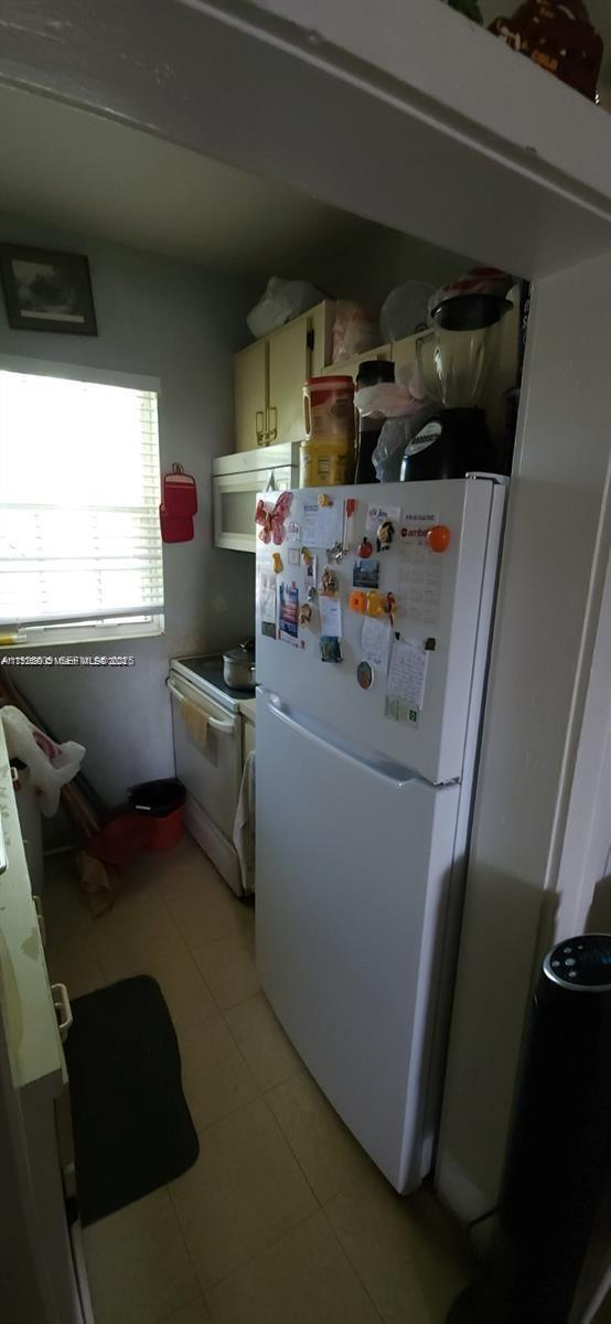 251 NW 34th Ter Miami, FL 33127