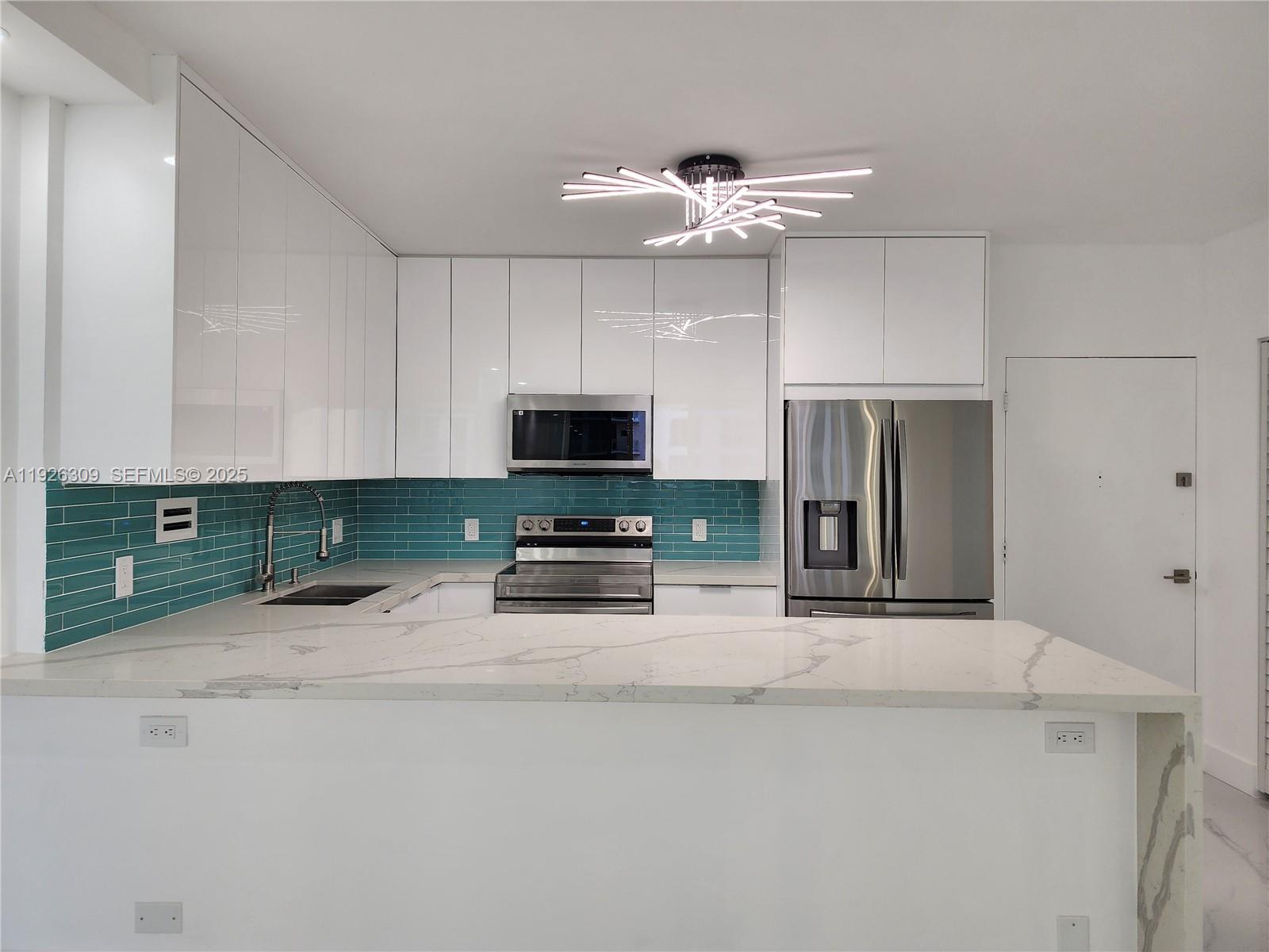 3505 S Ocean Dr #716 Hollywood, FL 33019