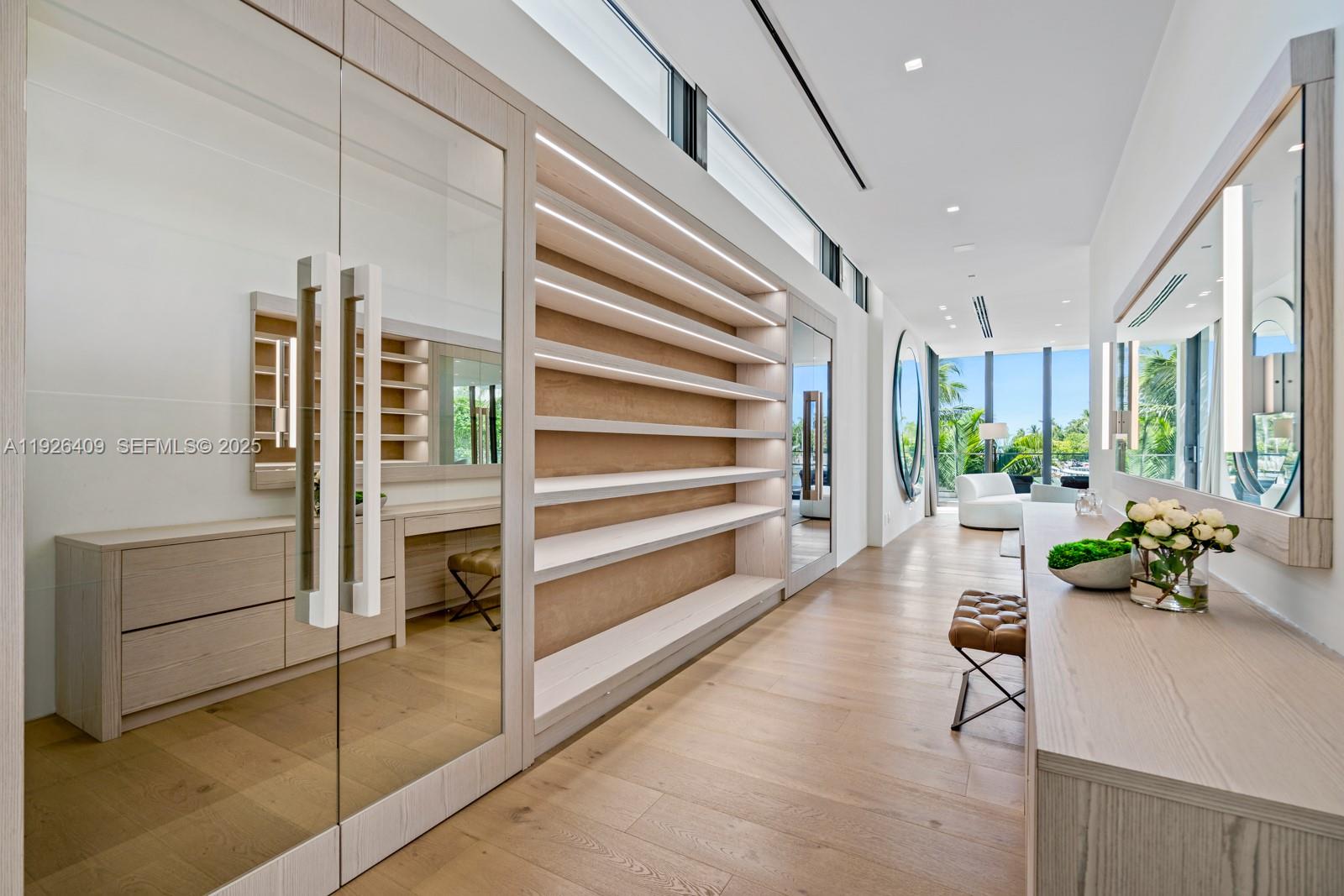 6480 Allison Rd Miami Beach, FL 33141