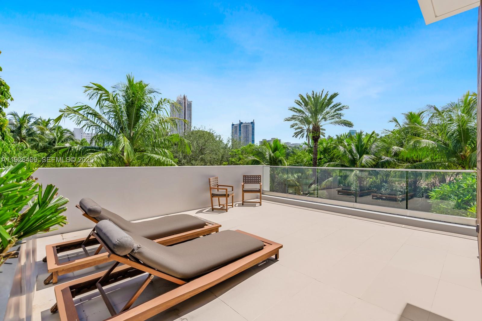 6480 Allison Rd Miami Beach, FL 33141