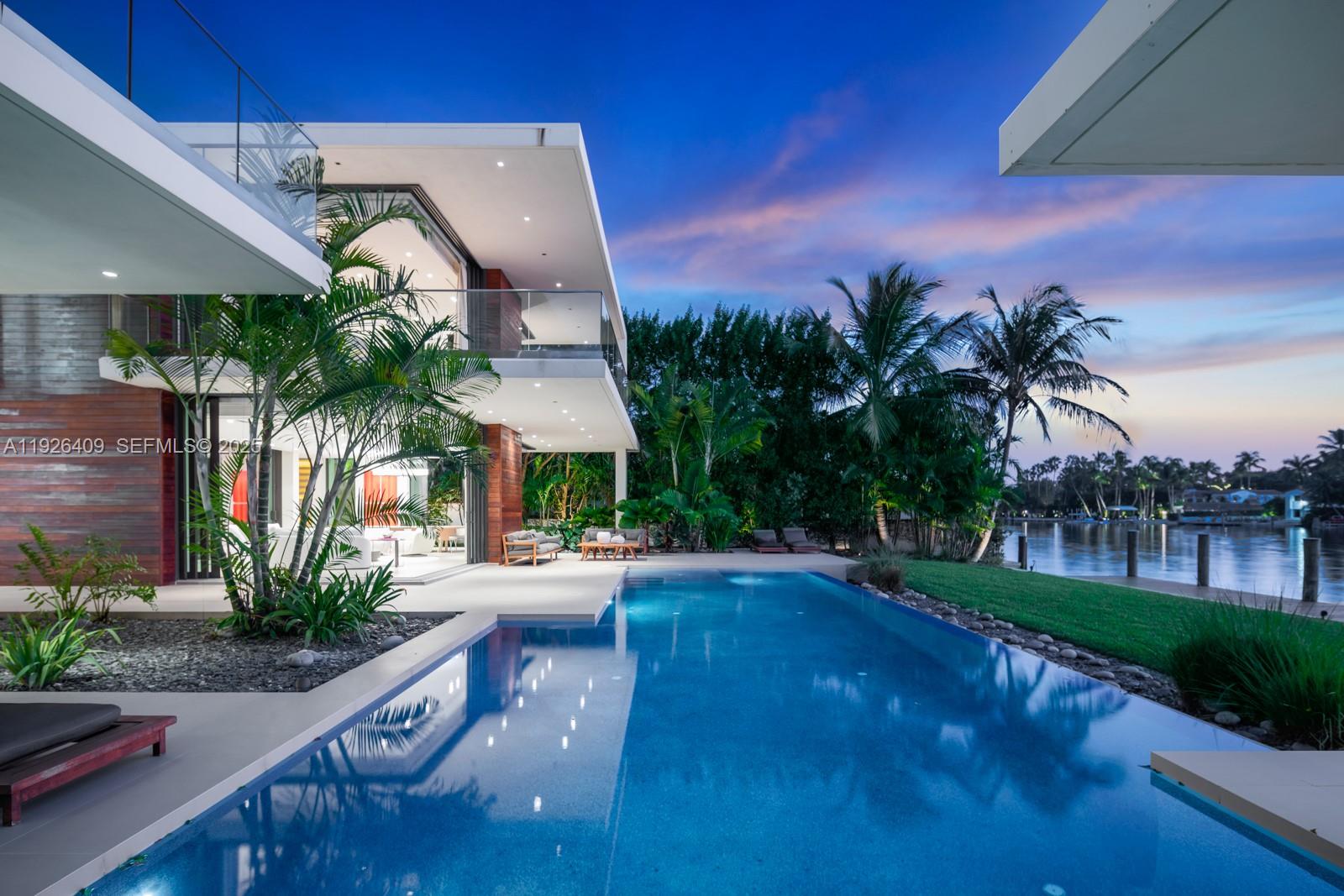 6480 Allison Rd Miami Beach, FL 33141