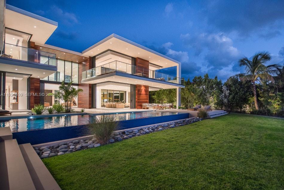 6480 Allison Rd Miami Beach, FL 33141