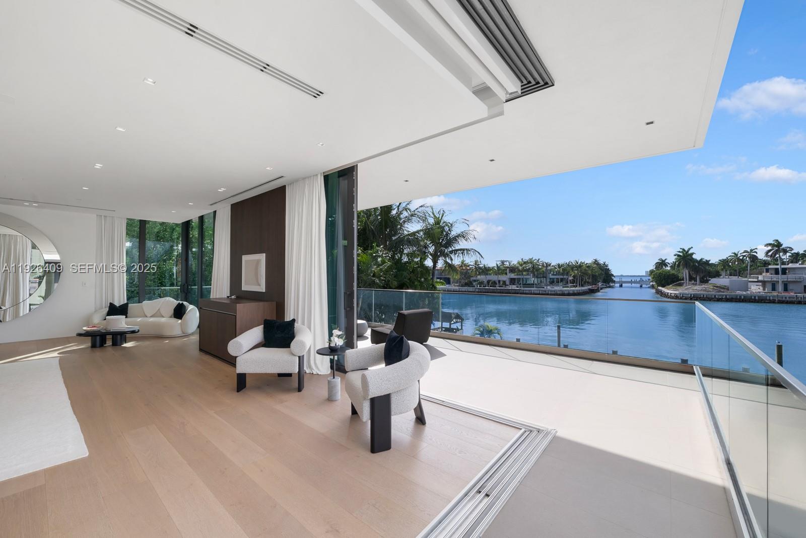 6480 Allison Rd Miami Beach, FL 33141