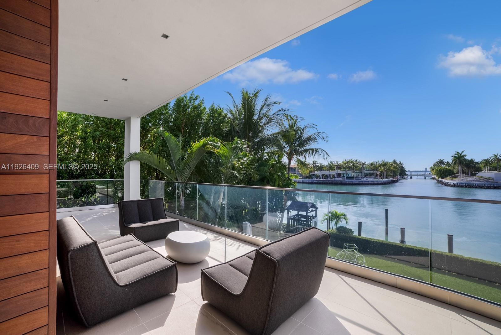 6480 Allison Rd Miami Beach, FL 33141