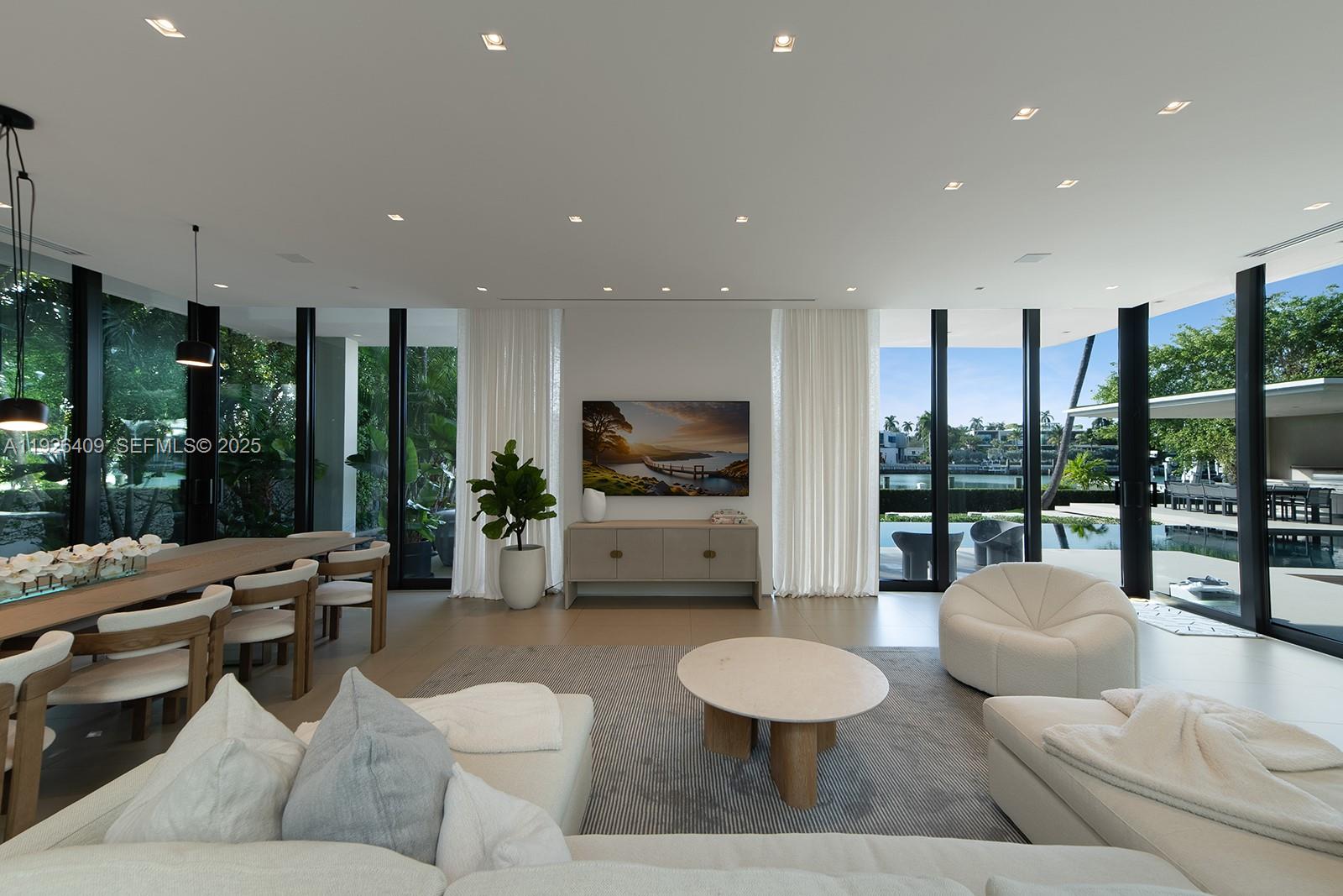 6480 Allison Rd Miami Beach, FL 33141