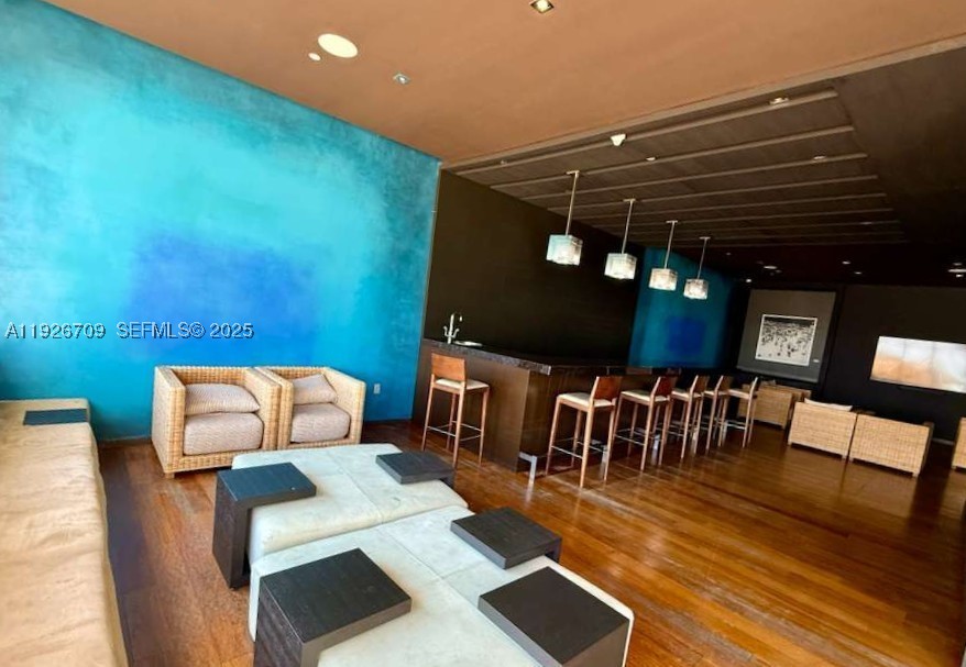 image Beach Club 132