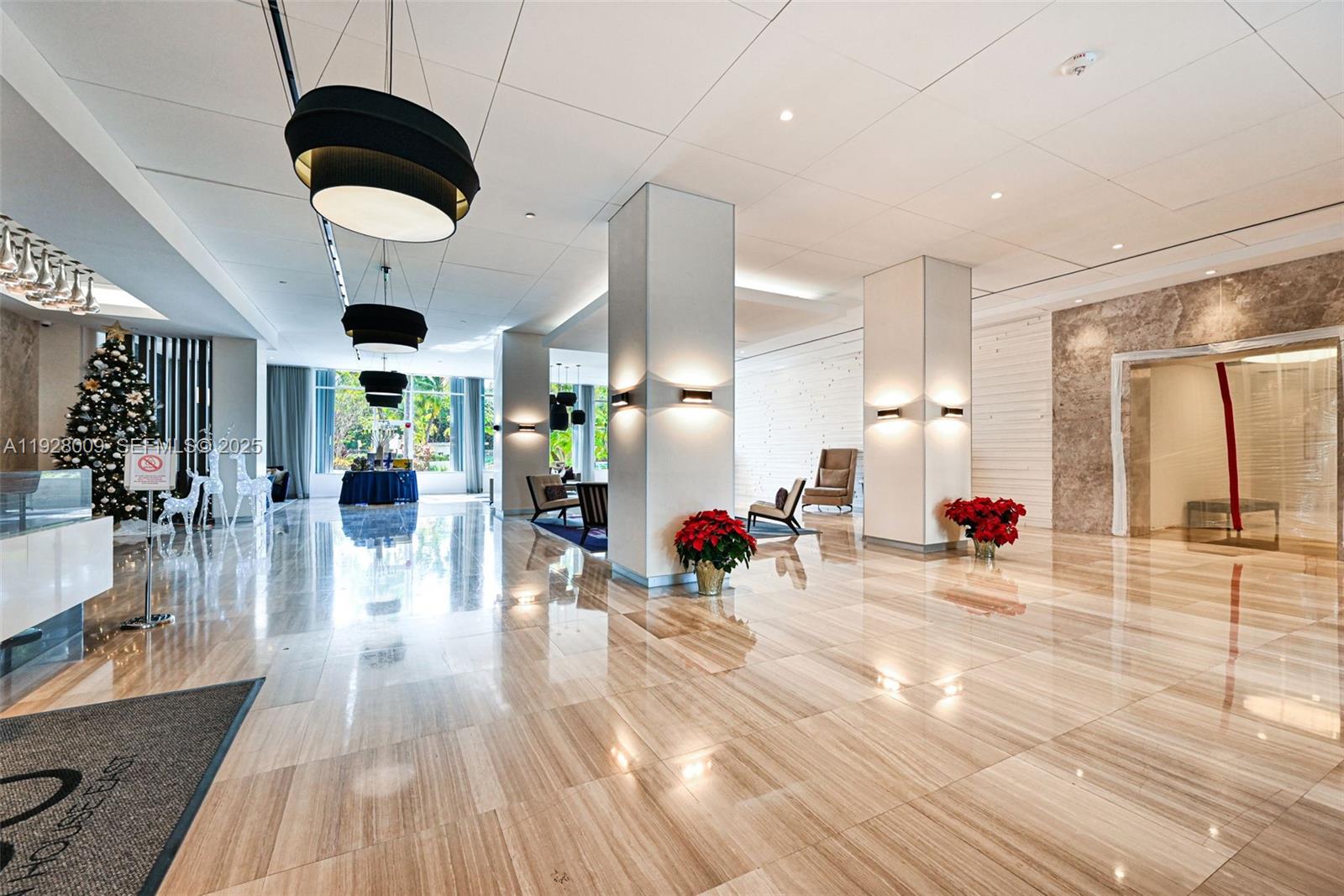 image Arlen House East68