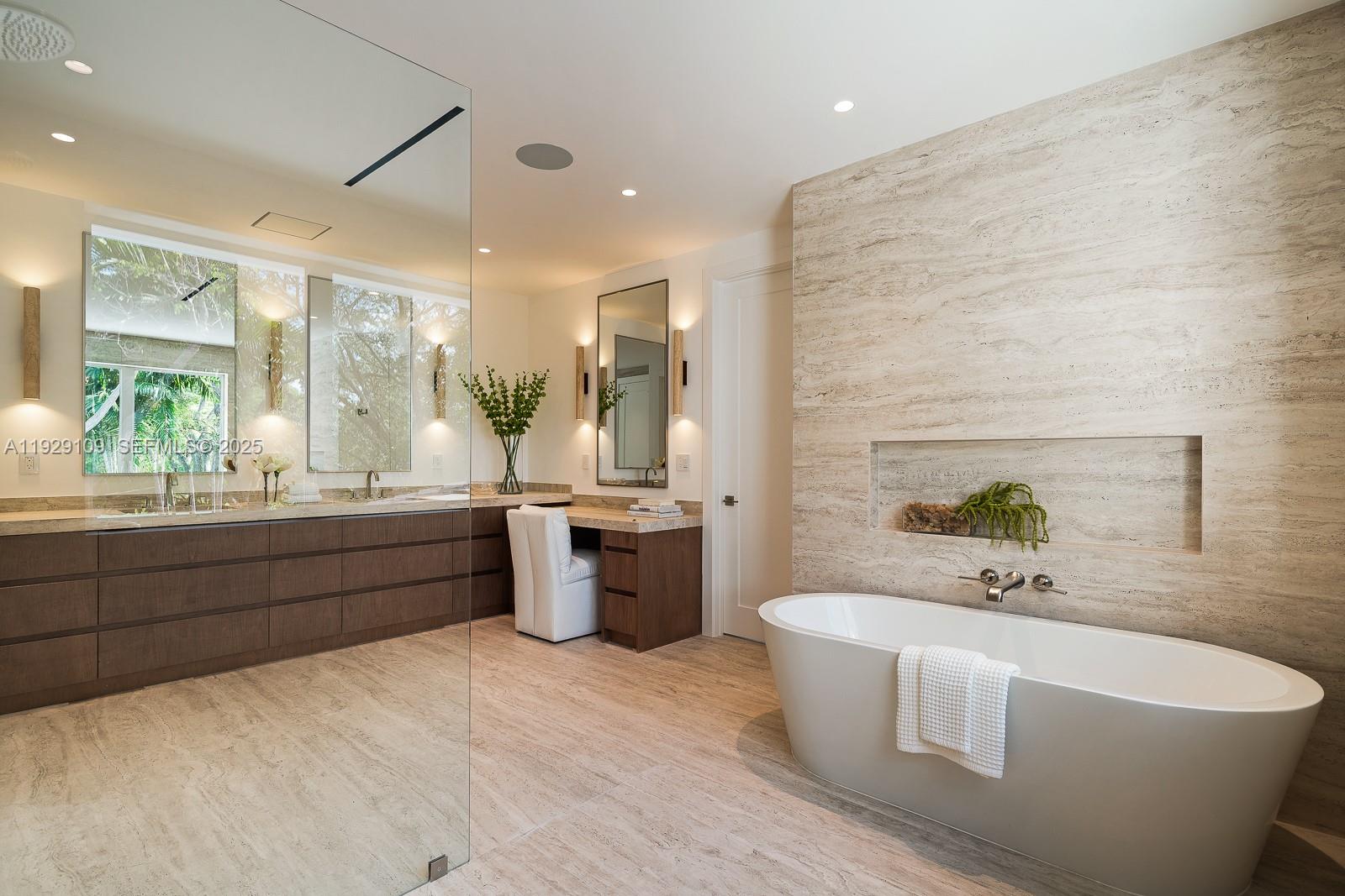 6021 SW 86th St South Miami, FL 33143