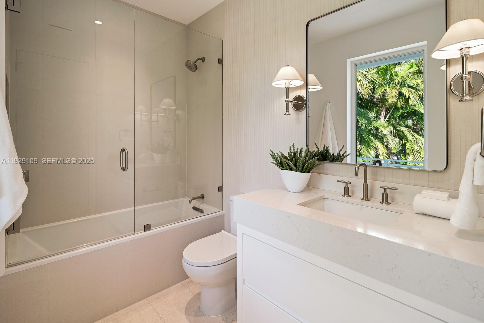 6021 SW 86th St South Miami, FL 33143