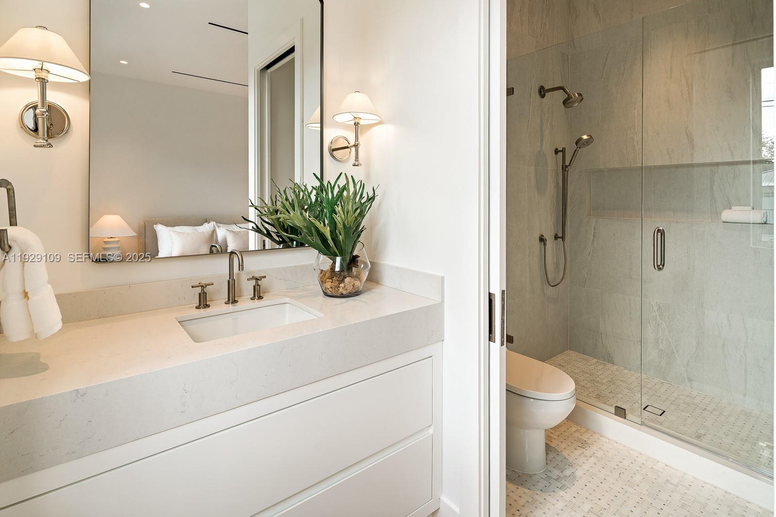 6021 SW 86th St South Miami, FL 33143