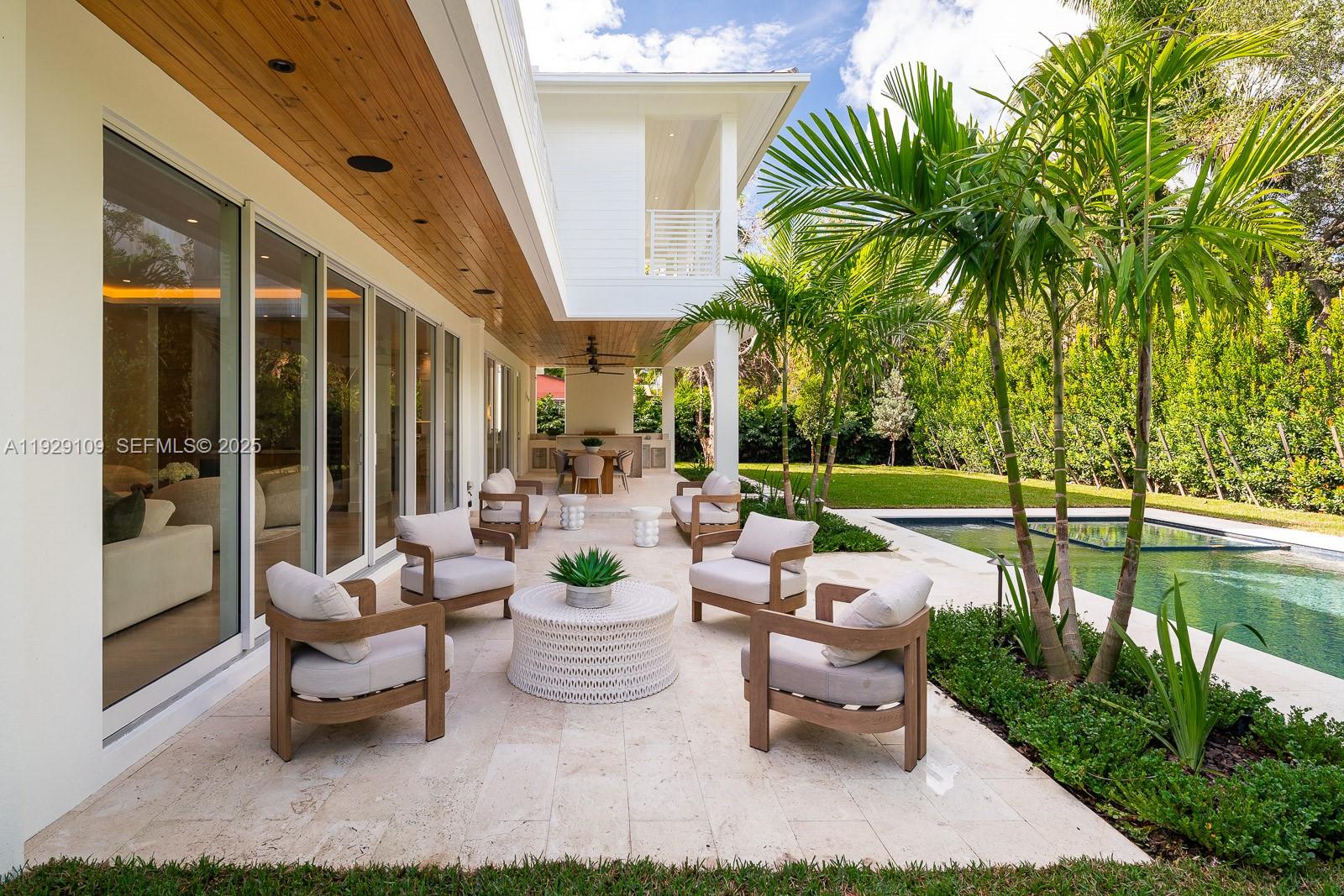 6021 SW 86th St South Miami, FL 33143