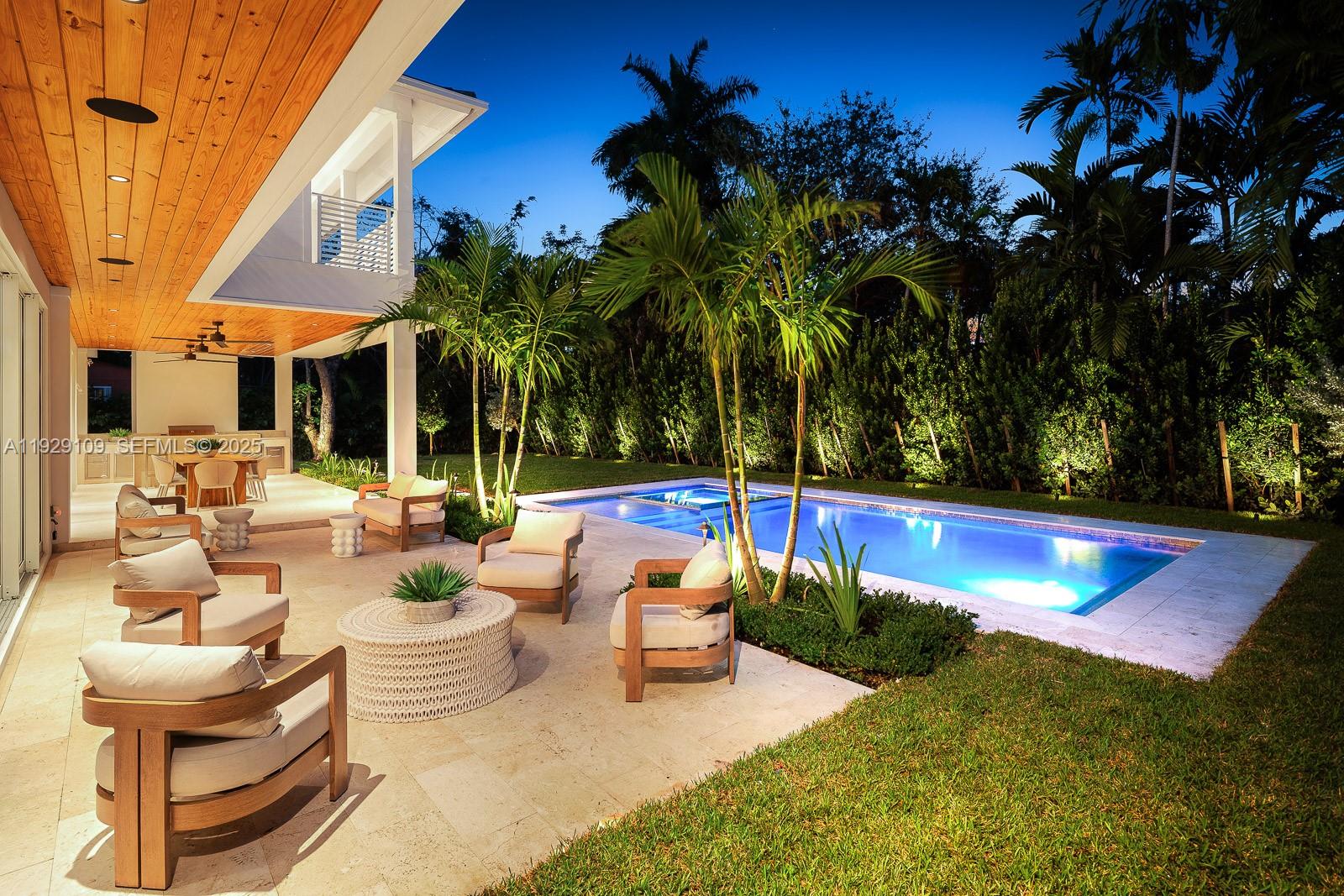 6021 SW 86th St South Miami, FL 33143