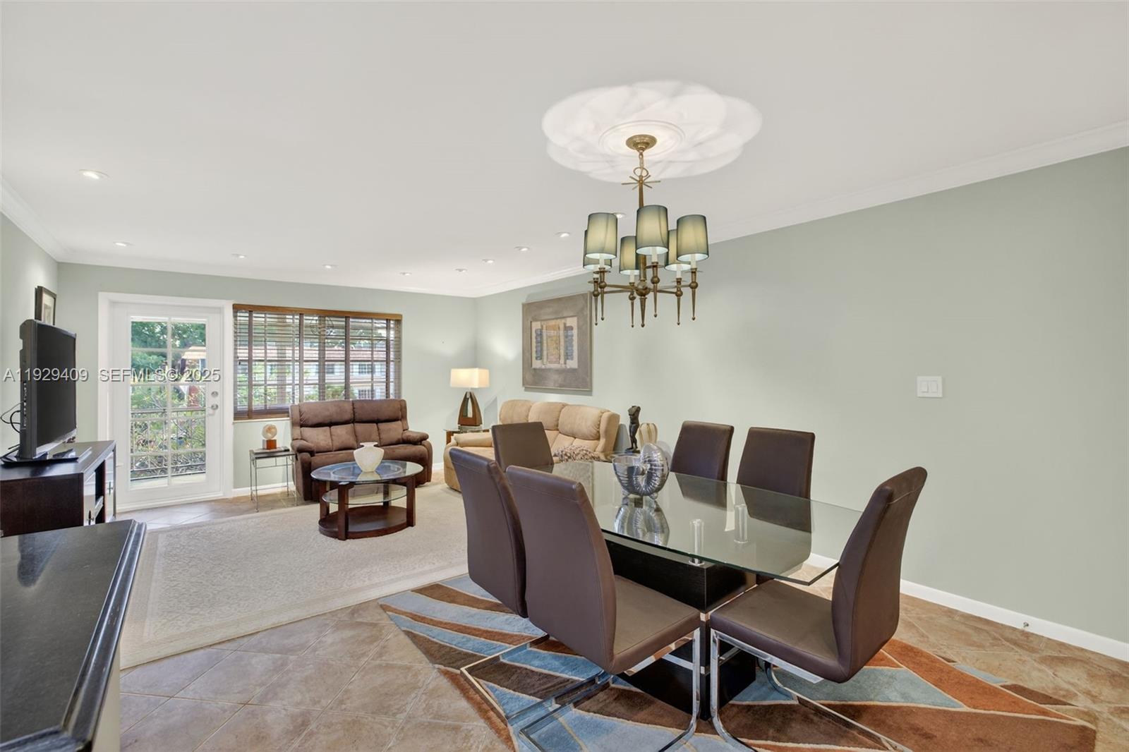 1930 NE 2nd Ave #206L Wilton Manors, FL 33305