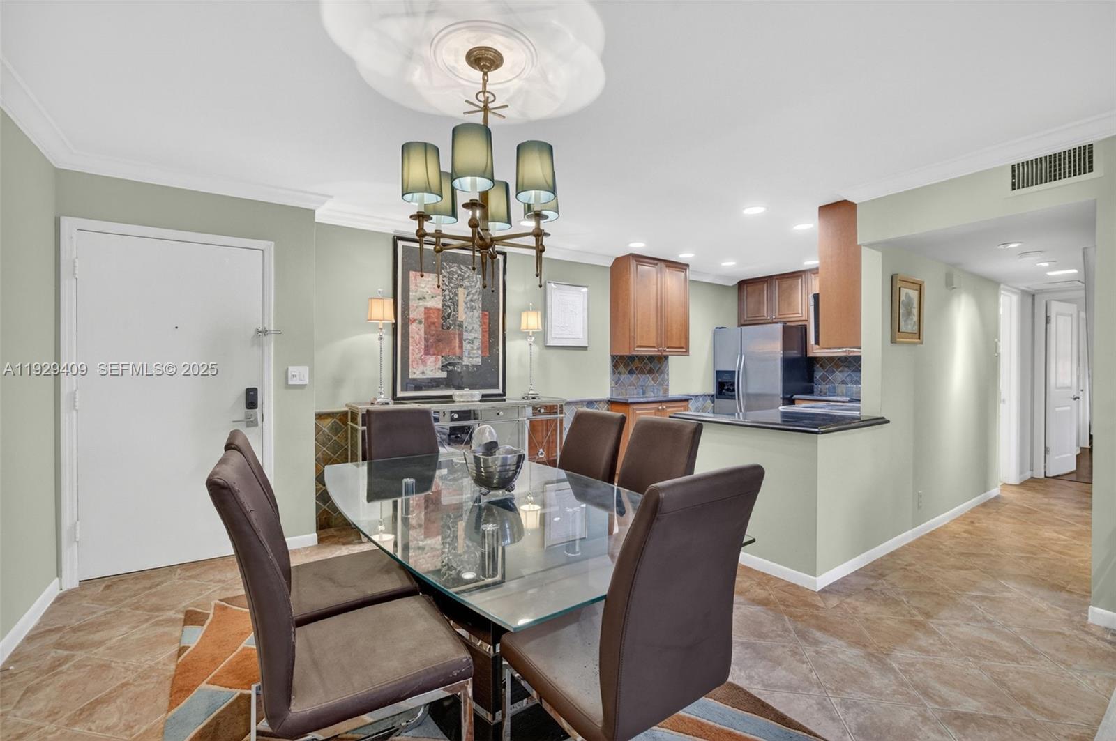 1930 NE 2nd Ave #206L Wilton Manors, FL 33305