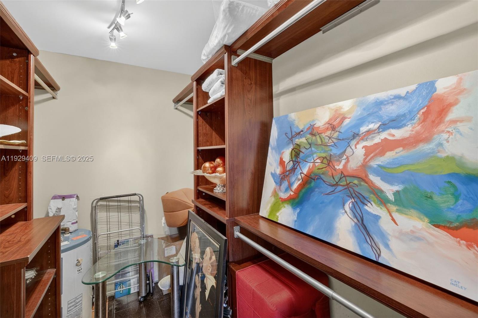 1930 NE 2nd Ave #206L Wilton Manors, FL 33305