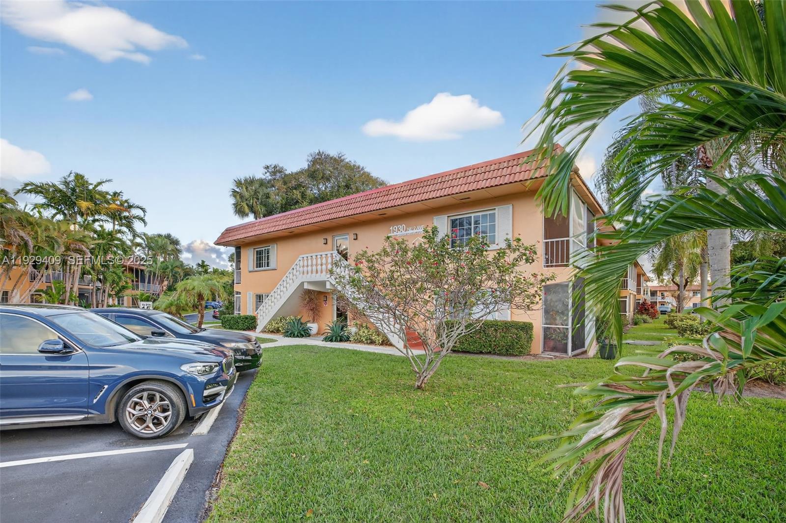 1930 NE 2nd Ave #206L Wilton Manors, FL 33305