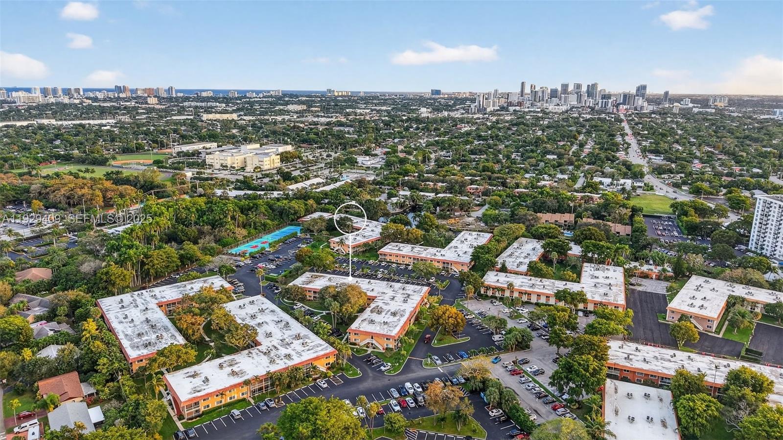 1930 NE 2nd Ave #206L Wilton Manors, FL 33305