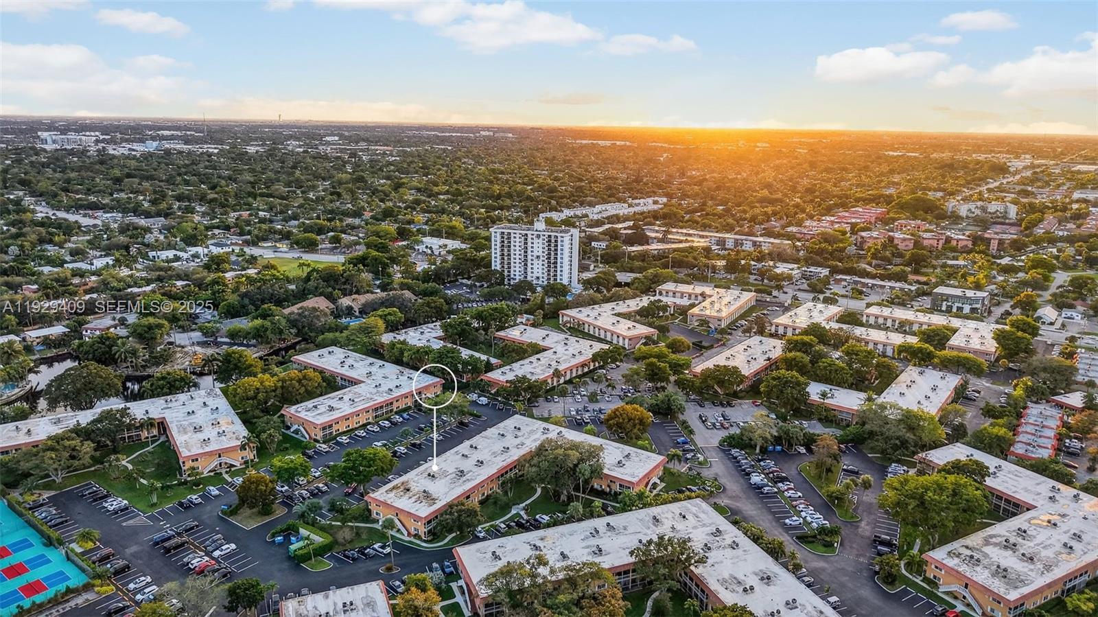 1930 NE 2nd Ave #206L Wilton Manors, FL 33305