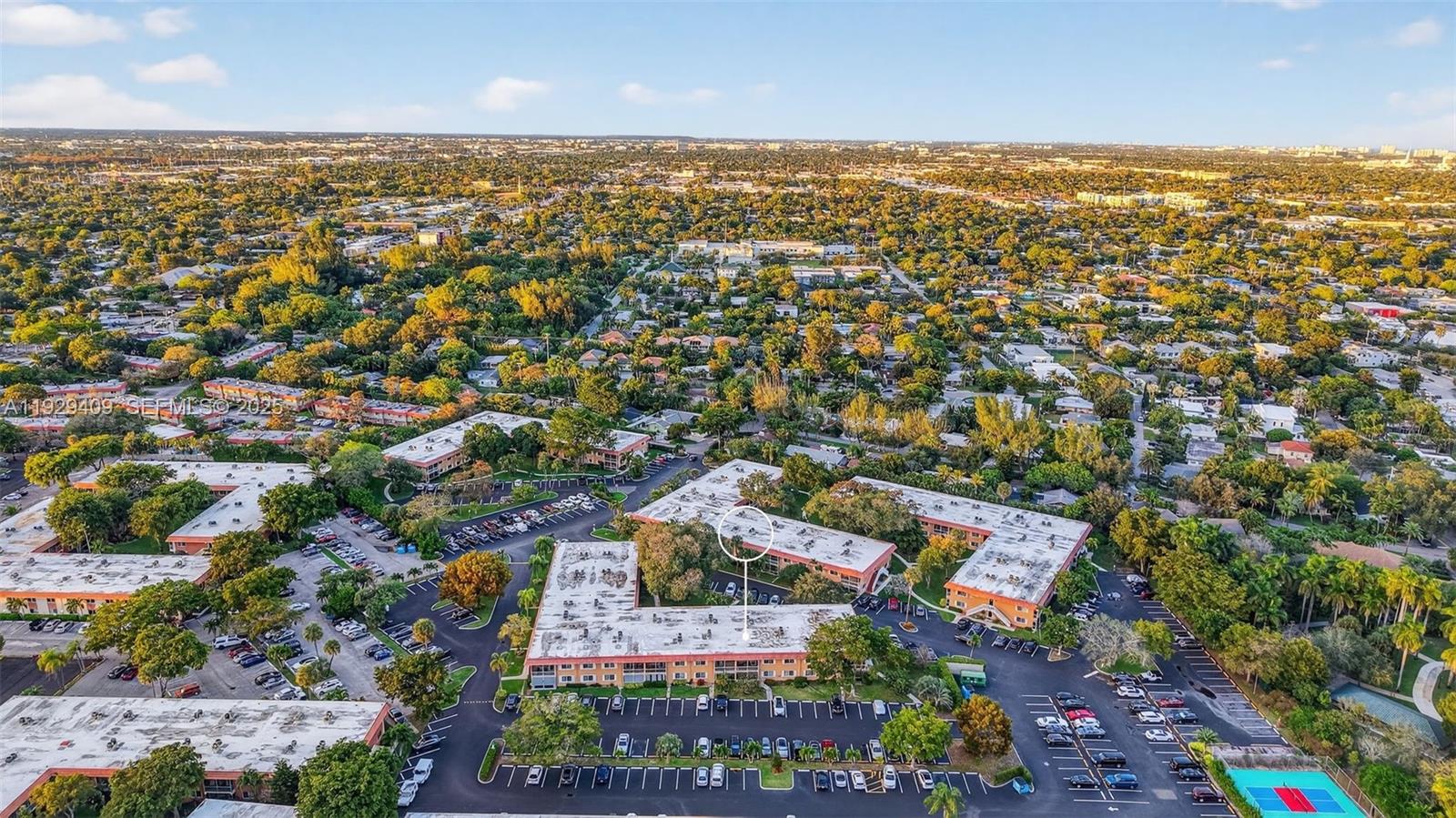 1930 NE 2nd Ave #206L Wilton Manors, FL 33305