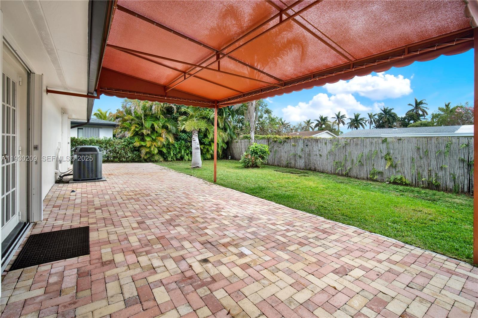 9312 SW 182nd St Palmetto Bay, FL 33157