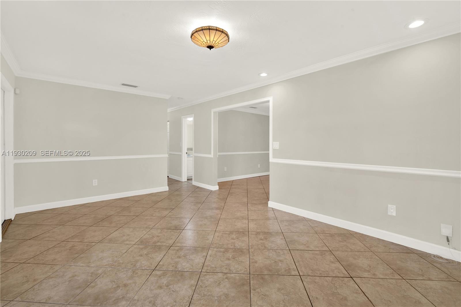 9312 SW 182nd St Palmetto Bay, FL 33157