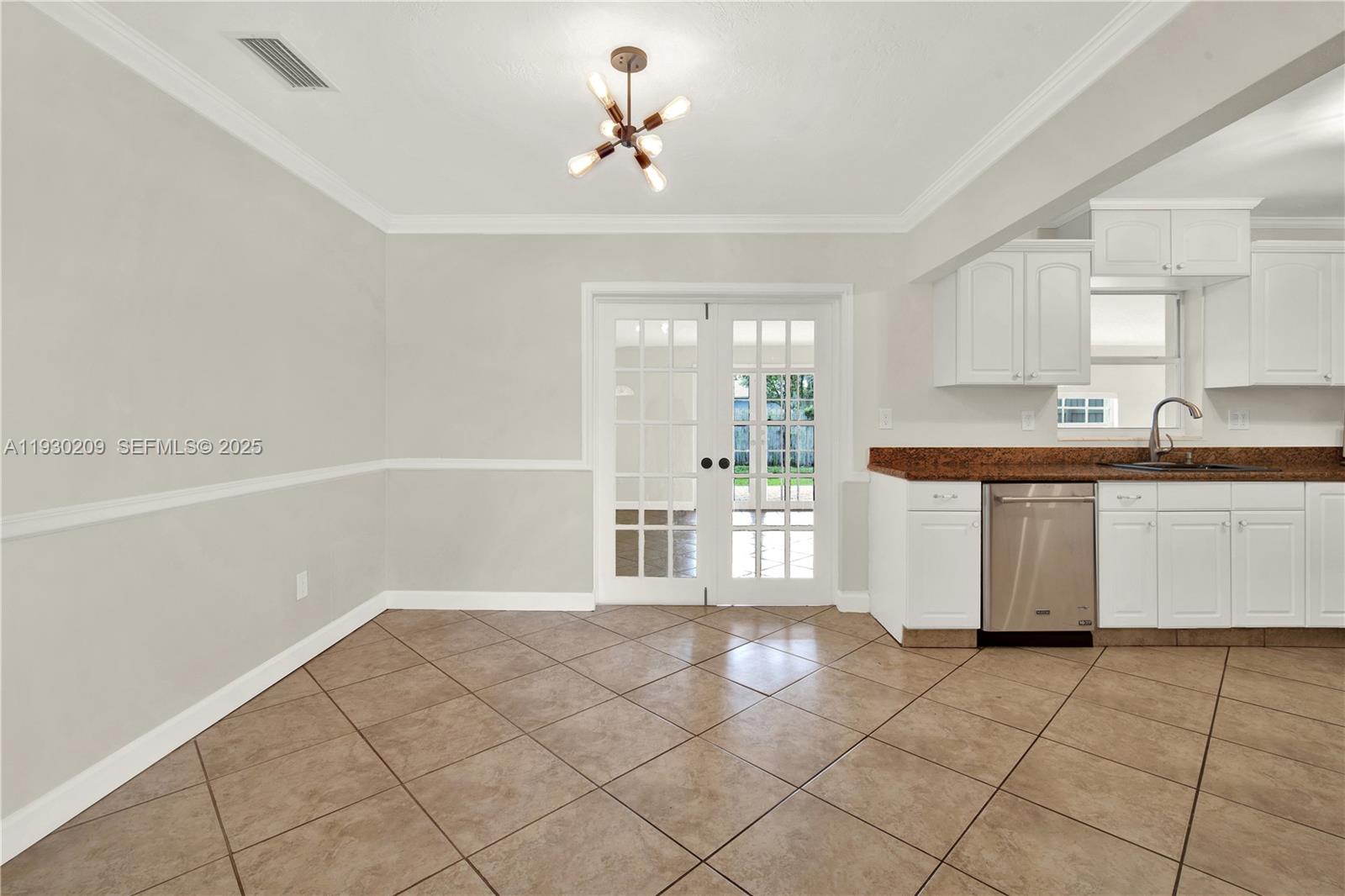 9312 SW 182nd St Palmetto Bay, FL 33157