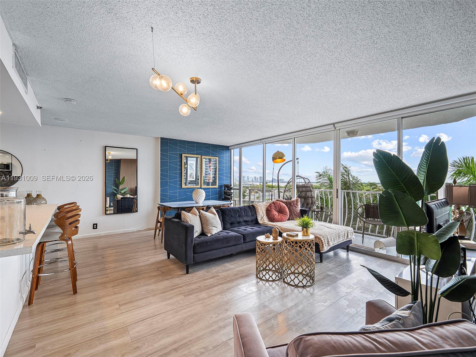 7601 E Treasure Dr #711 North Bay Village, FL 33141