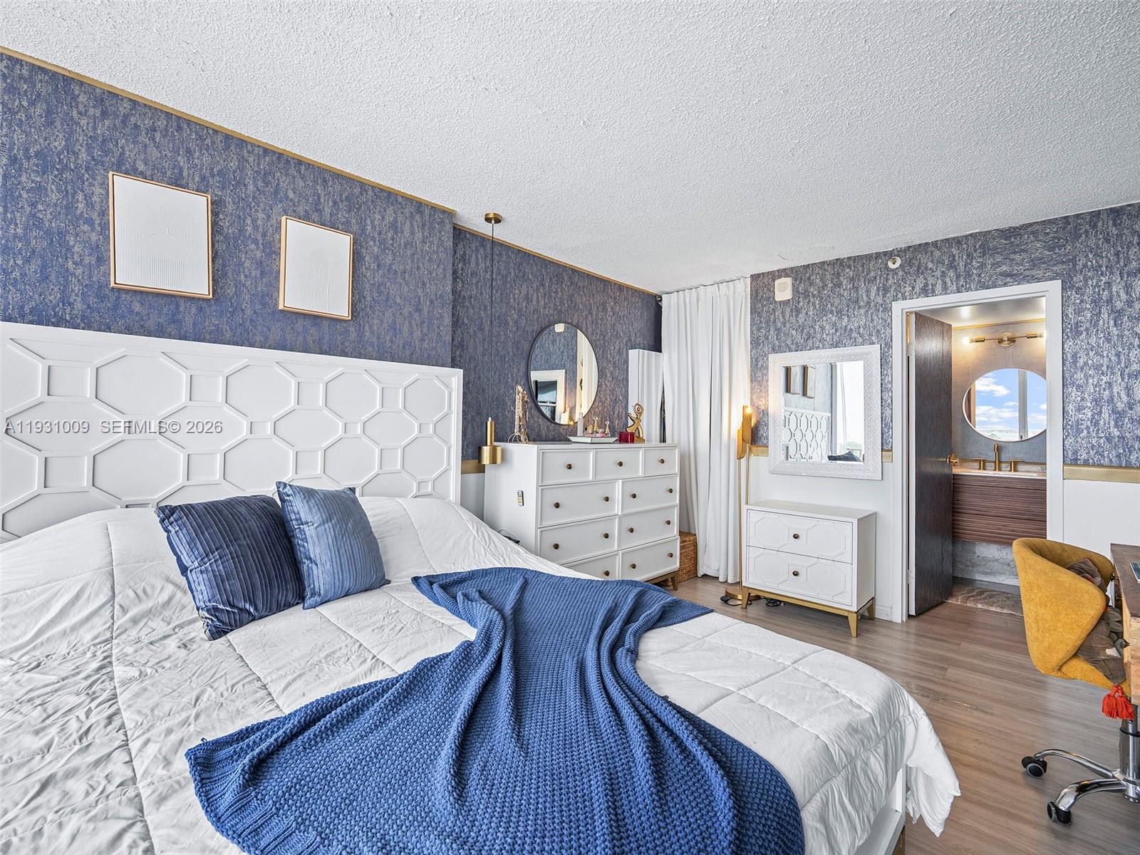 7601 E Treasure Dr #711 North Bay Village, FL 33141