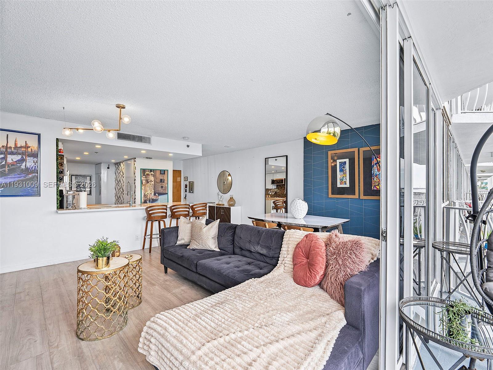 7601 E Treasure Dr #711 North Bay Village, FL 33141