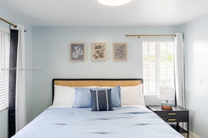 1020 6th St Miami Beach, FL 33139