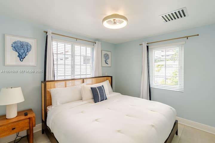 1020 6th St Miami Beach, FL 33139