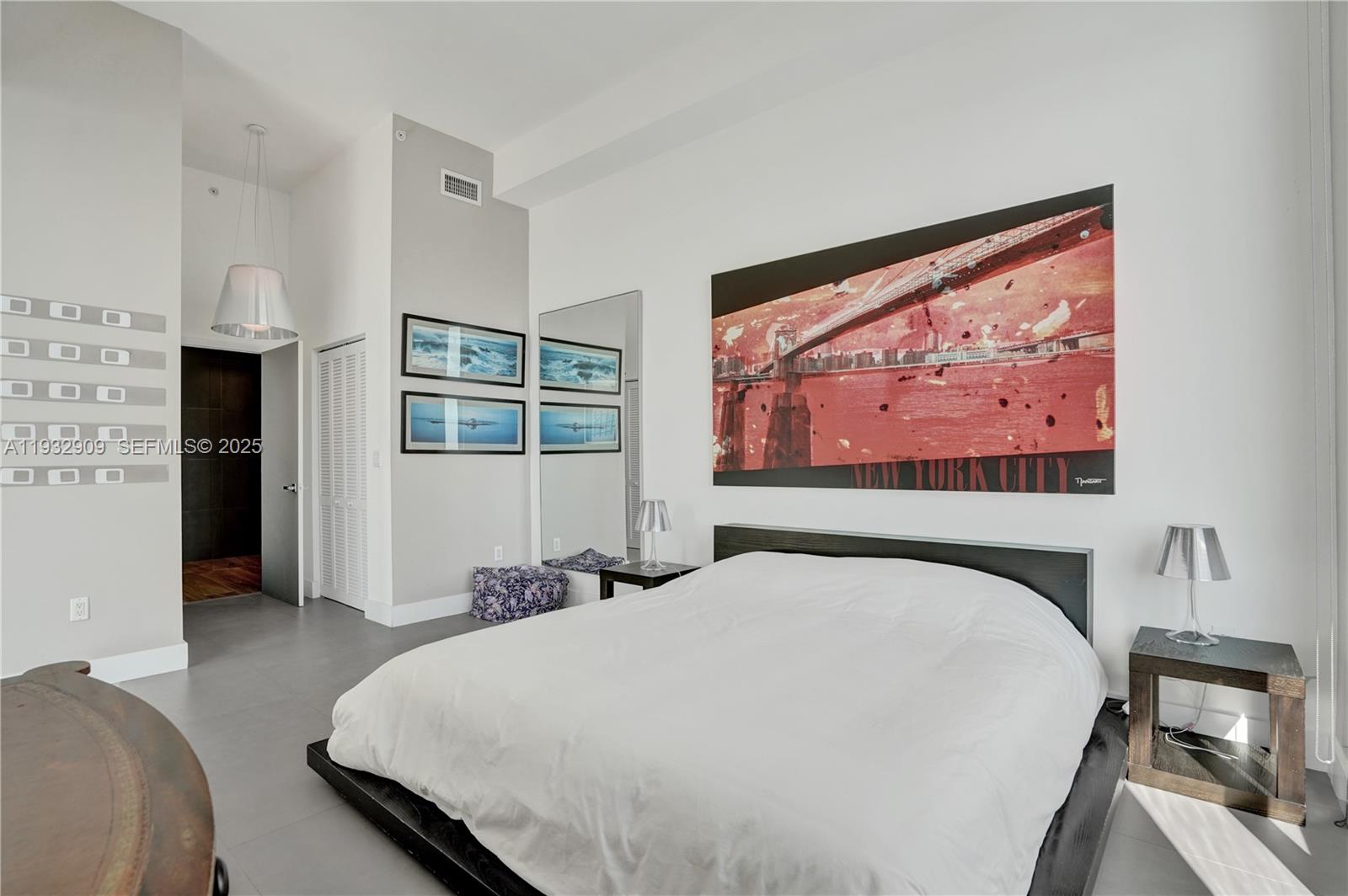 725 NE 22nd St #PH1A Miami, FL 33137