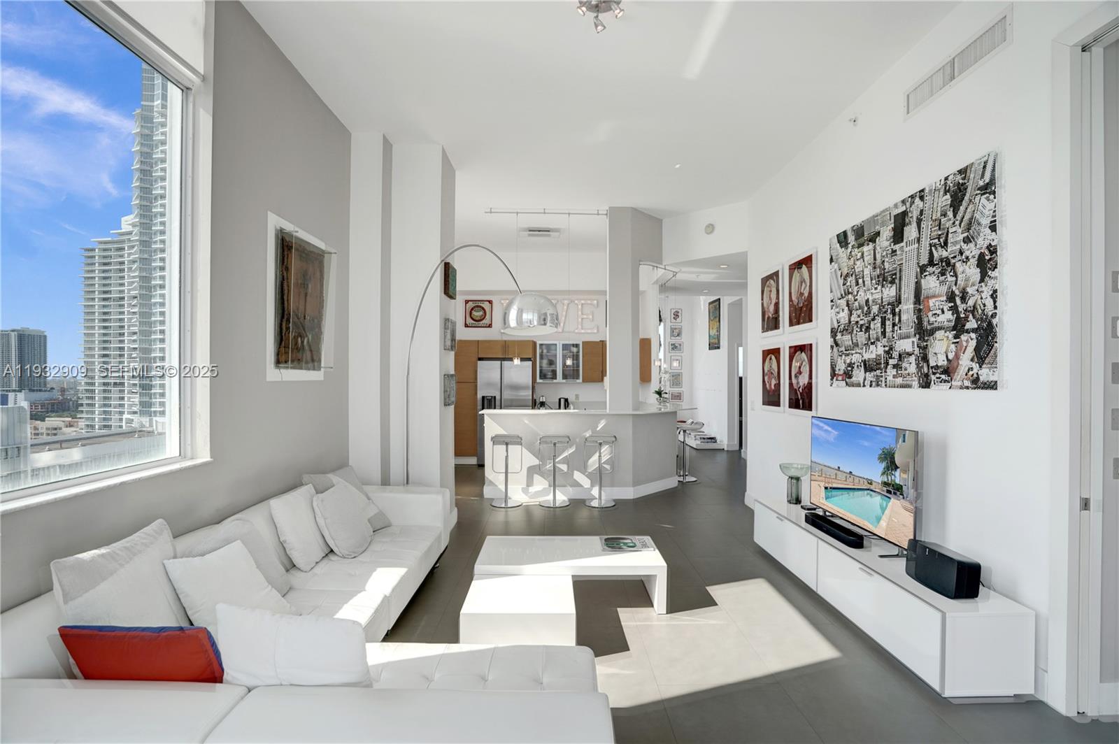 725 NE 22nd St #PH1A Miami, FL 33137