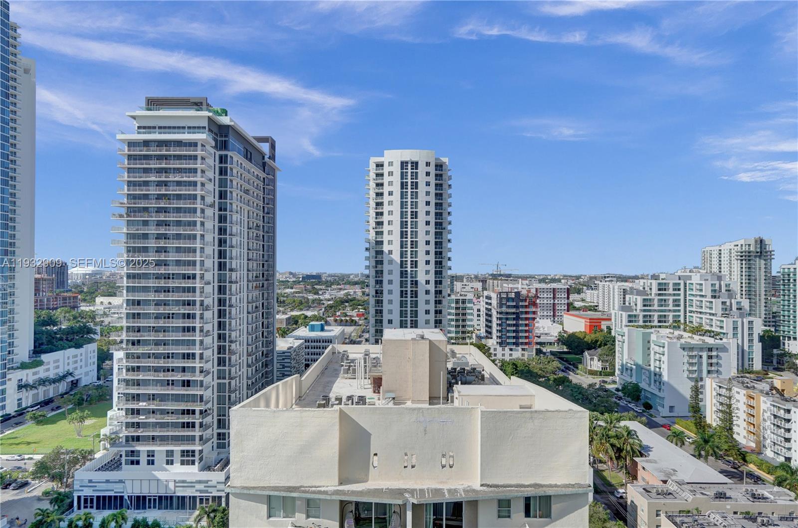 725 NE 22nd St #PH1A Miami, FL 33137