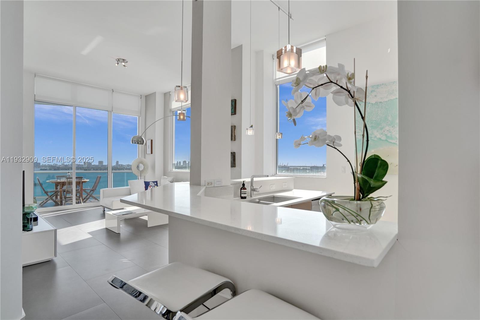 725 NE 22nd St #PH1A Miami, FL 33137