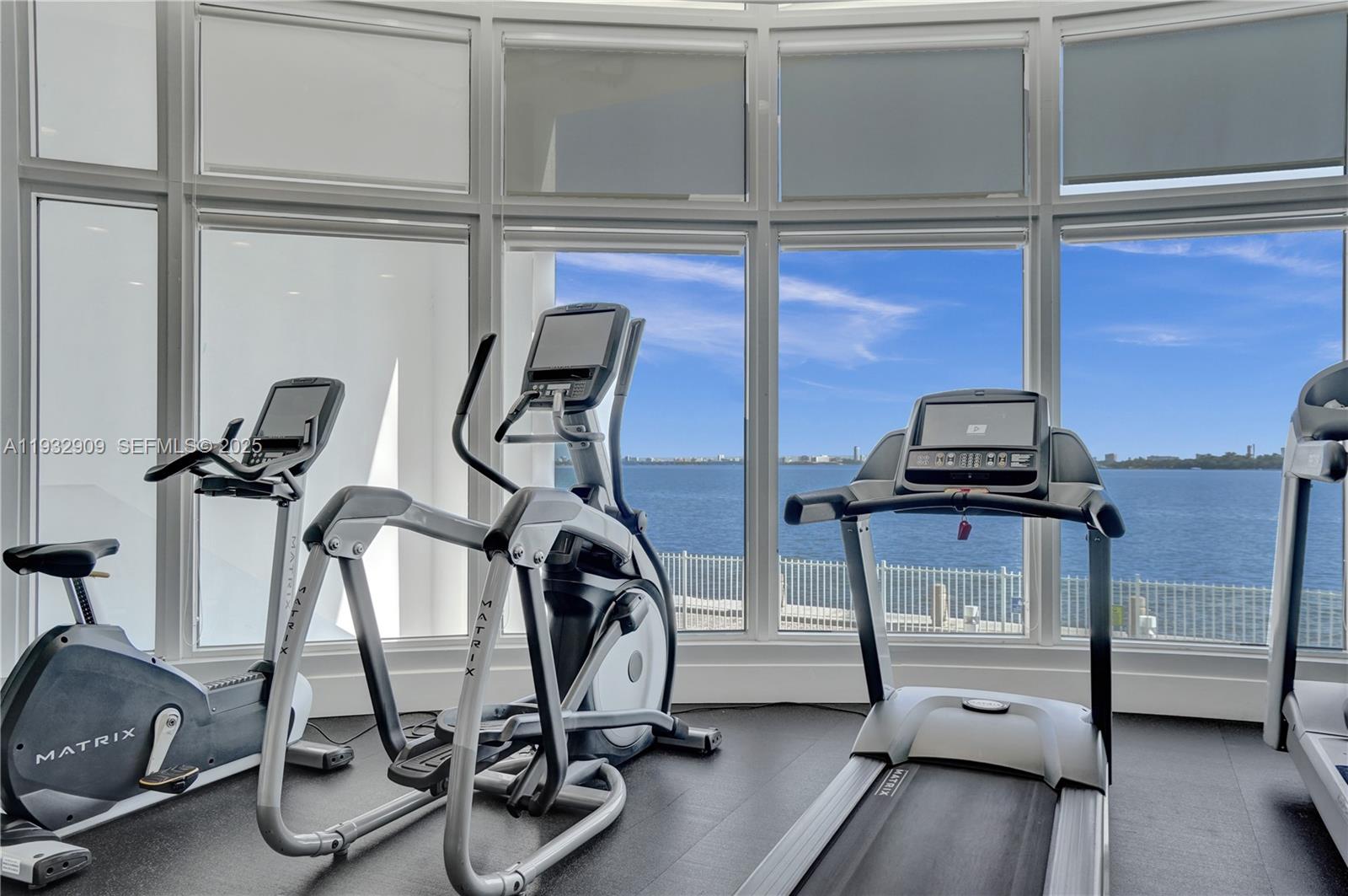 725 NE 22nd St #PH1A Miami, FL 33137