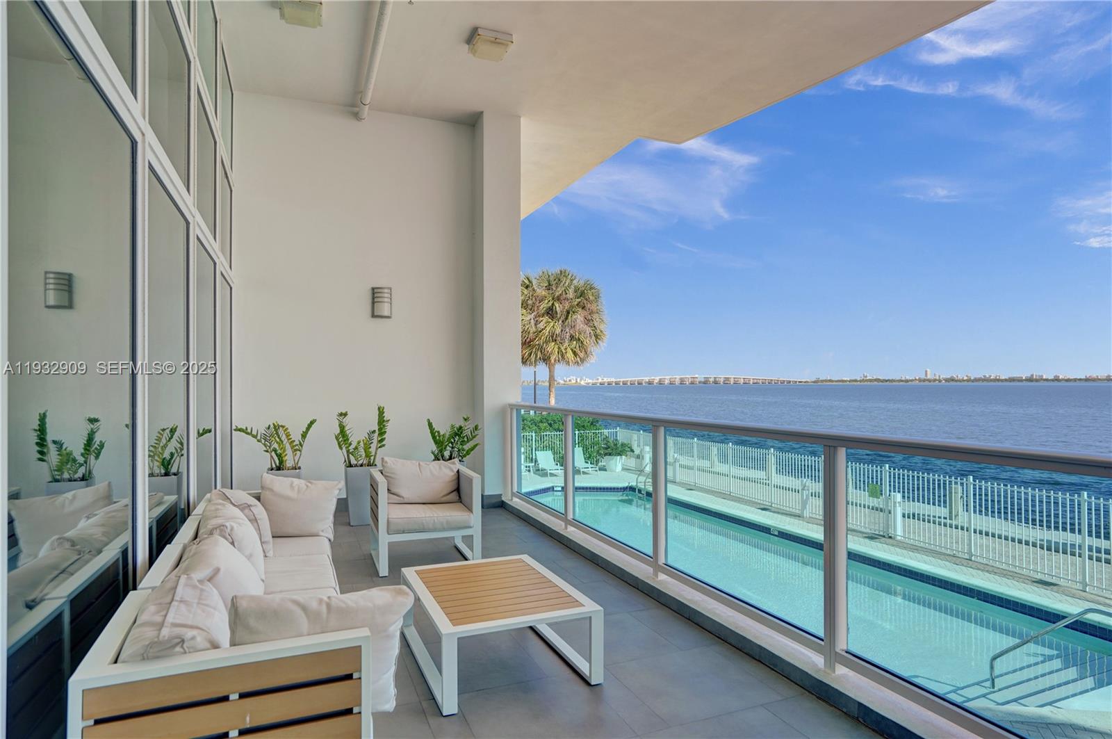 725 NE 22nd St #PH1A Miami, FL 33137