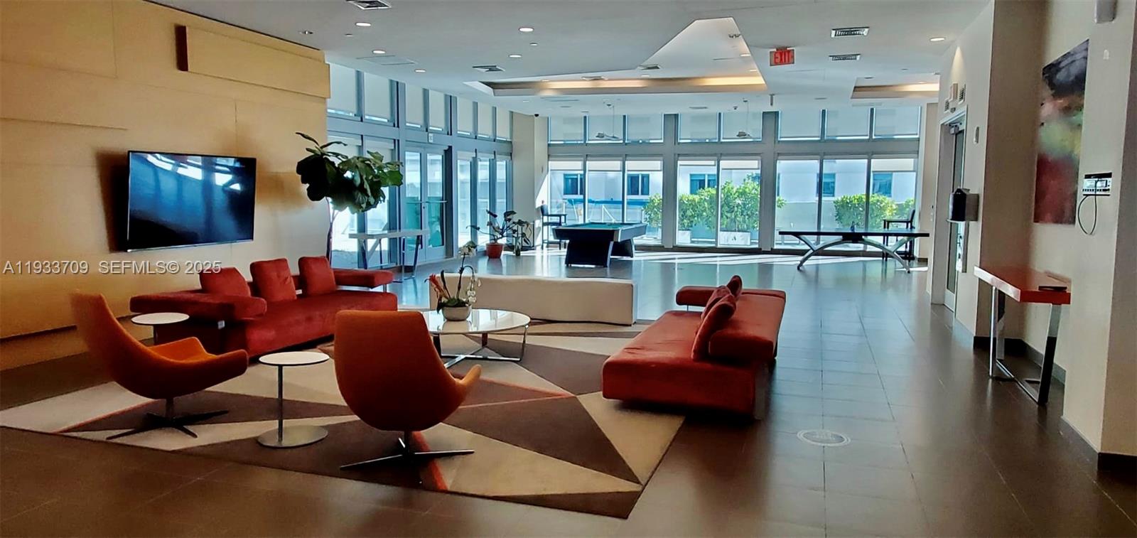 image Axis on Brickell South16