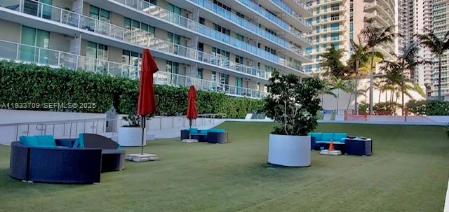 image Axis on Brickell South17