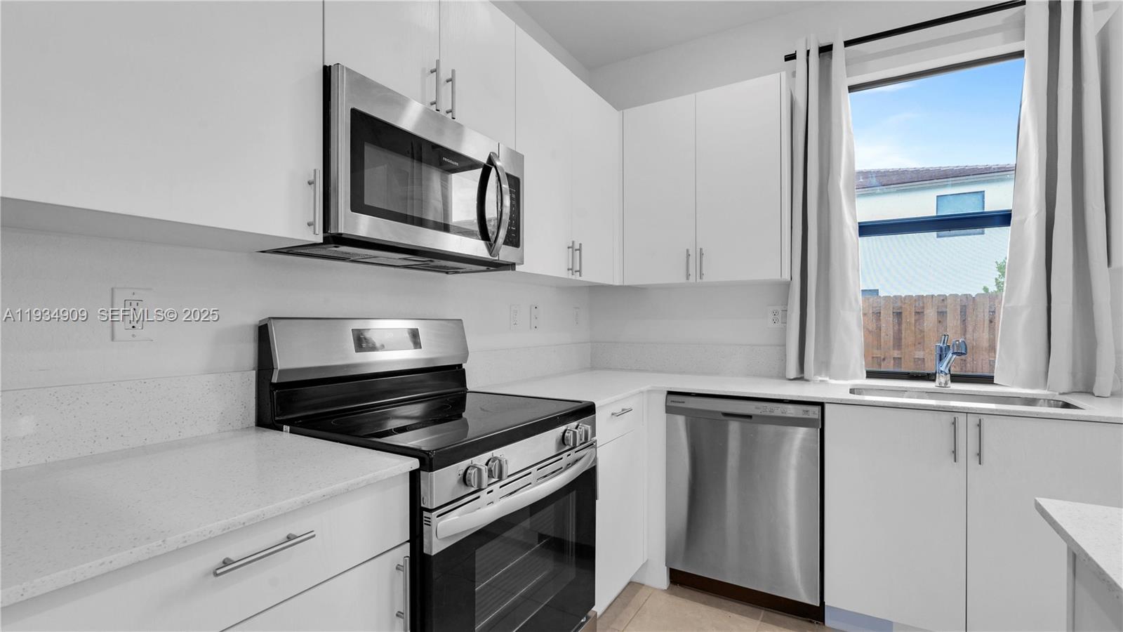 23108 SW 130th Ave #23108 Miami, FL 33170