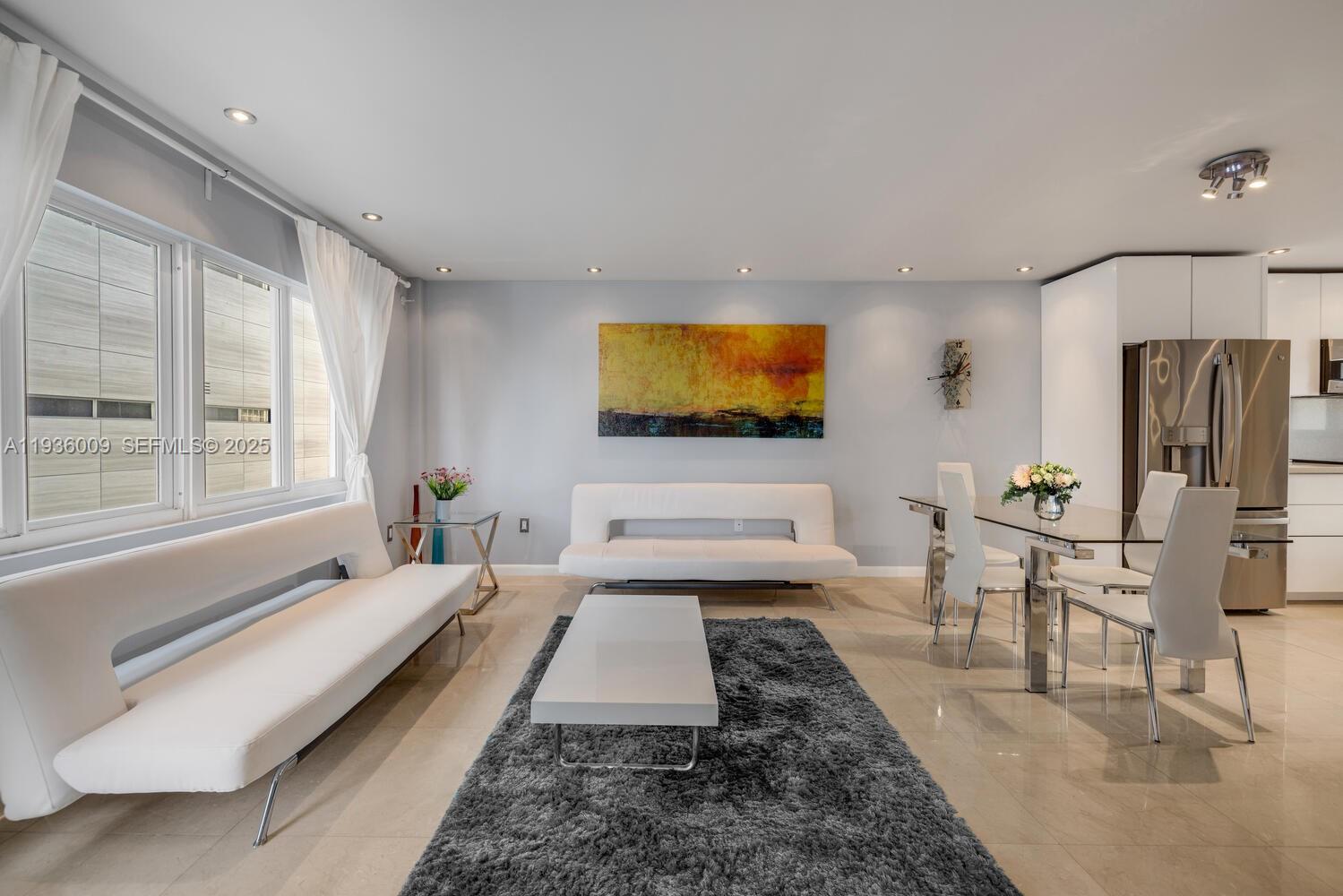 325 Ocean Dr #409 Miami Beach, FL 33139