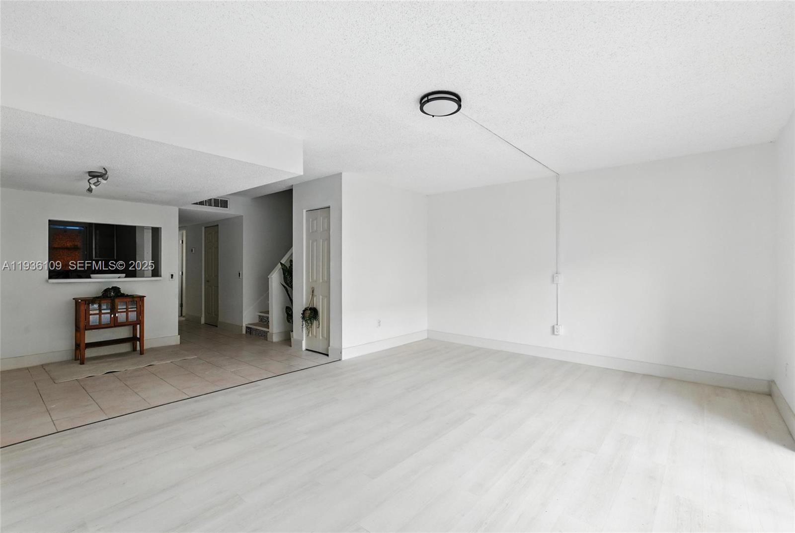 4165 SW 66th Ter #109 Davie, FL 33314