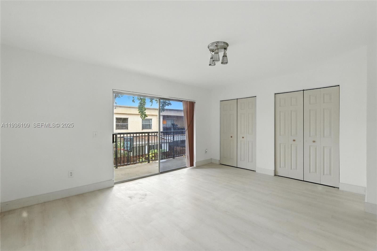 4165 SW 66th Ter #109 Davie, FL 33314