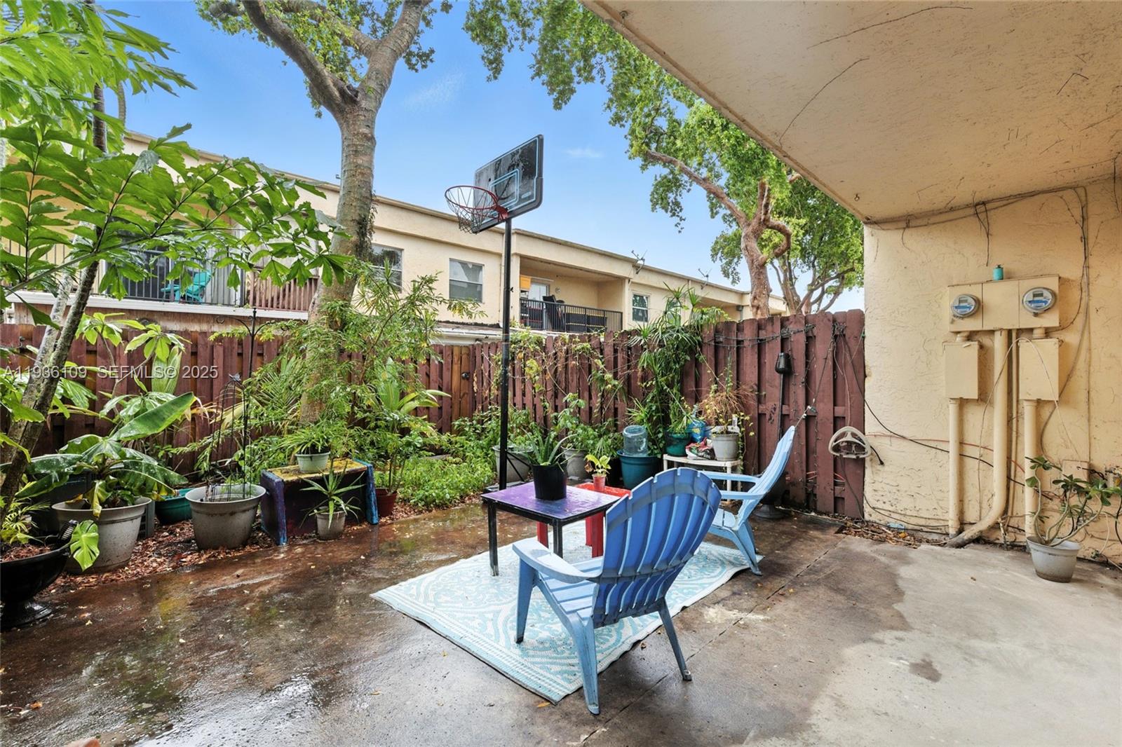 4165 SW 66th Ter #109 Davie, FL 33314