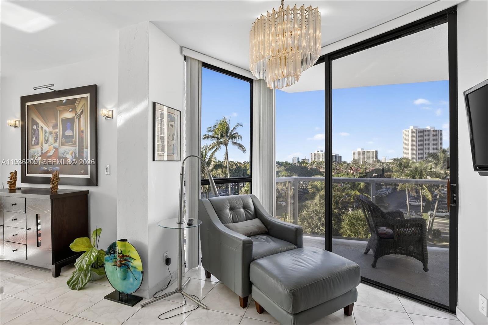 image Hamptons West Condo19