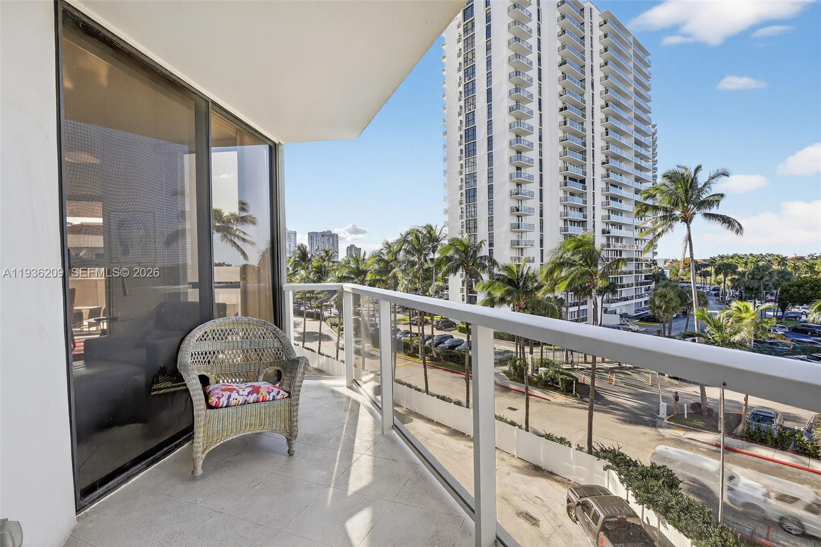 image Hamptons West Condo39