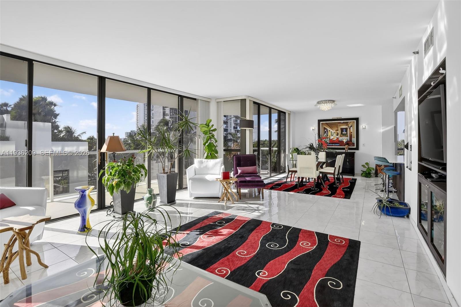 image Hamptons West Condo7