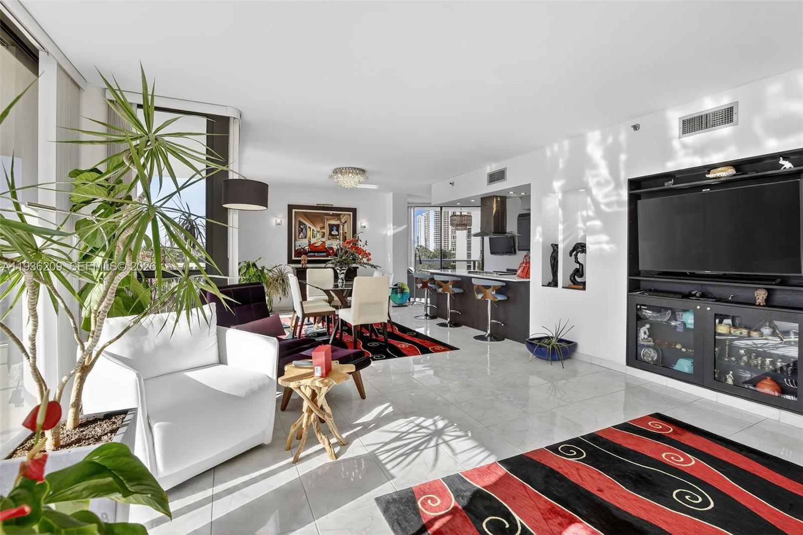 image Hamptons West Condo8