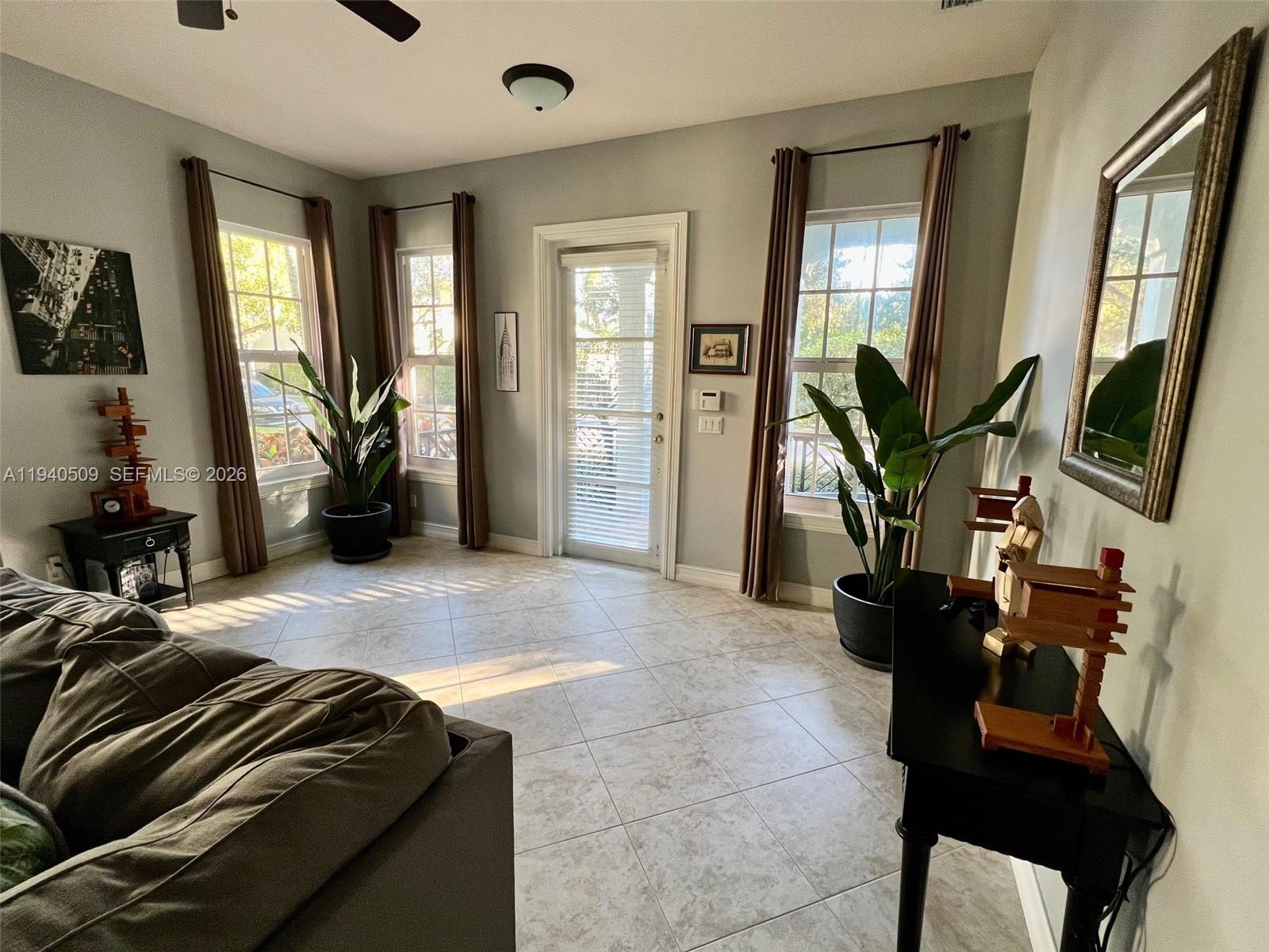 184 W Bay Cedar Cir Jupiter, FL 33458